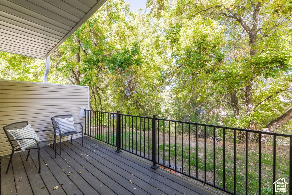 Photo of 5183 S GRAVENSTEIN PARK, Murray, UT 84123 (MLS # 2192849)