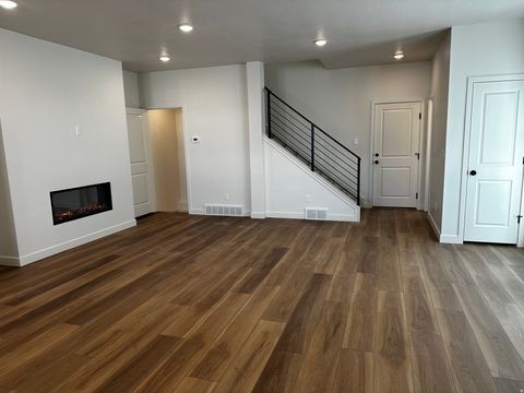 Tiny photo for 4816 W POCOSIN CT, Highland, UT 84003 (MLS # 2129768)