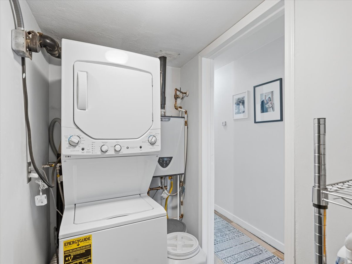 POPLAR PLACE - Residential