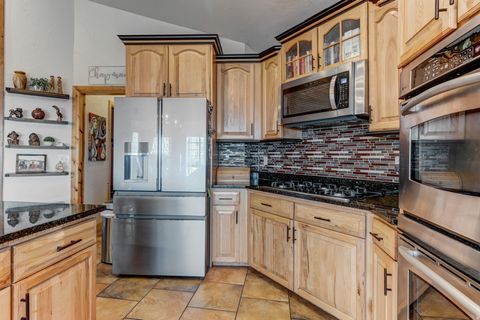 Tiny photo for 775 E 1500 S, Bountiful, UT 84010 (MLS # 2146358)
