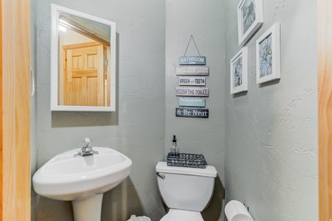 Tiny photo for 775 E 1500 S, Bountiful, UT 84010 (MLS # 2146358)