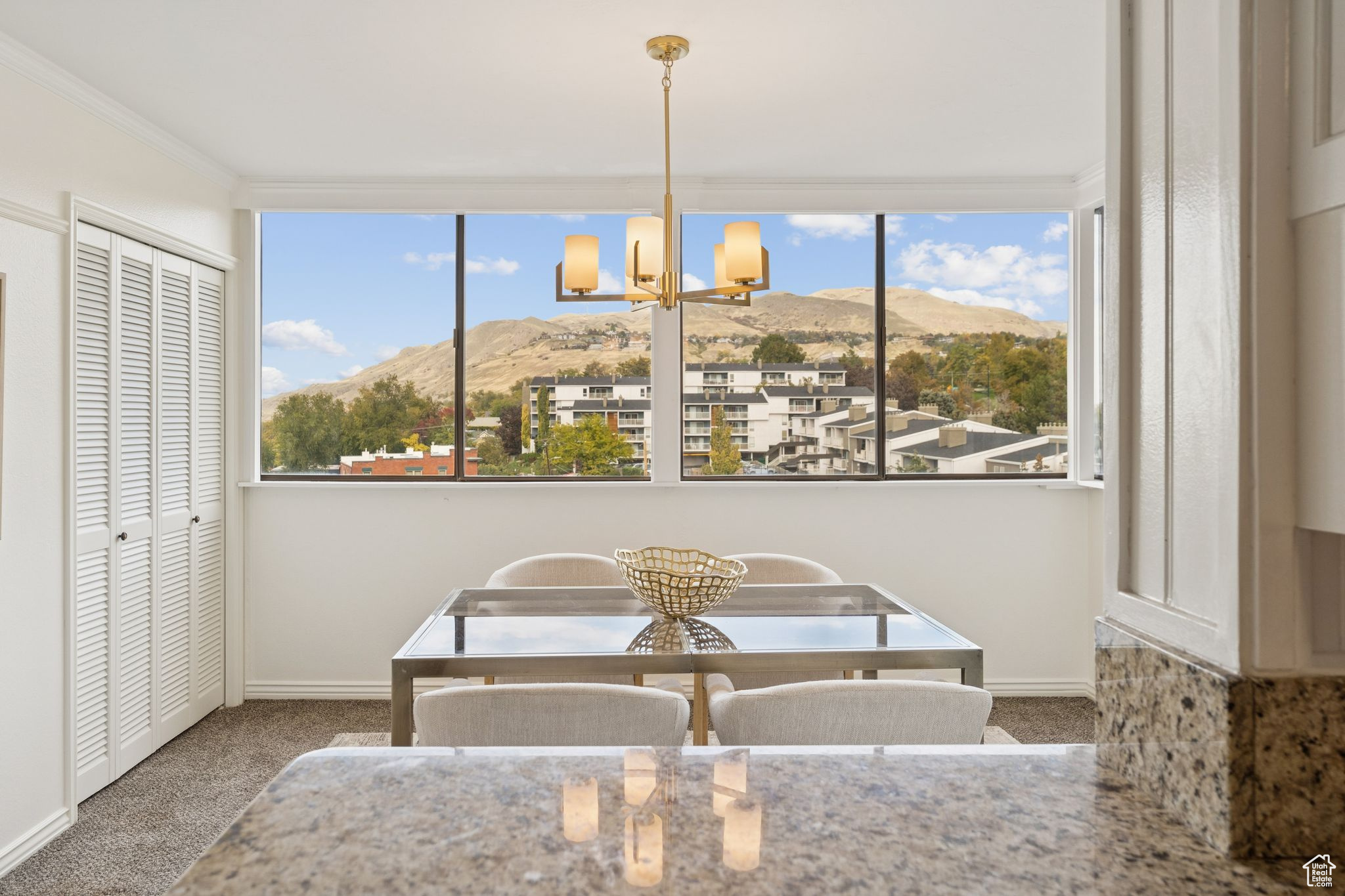 ZION SUMMIT - Residential