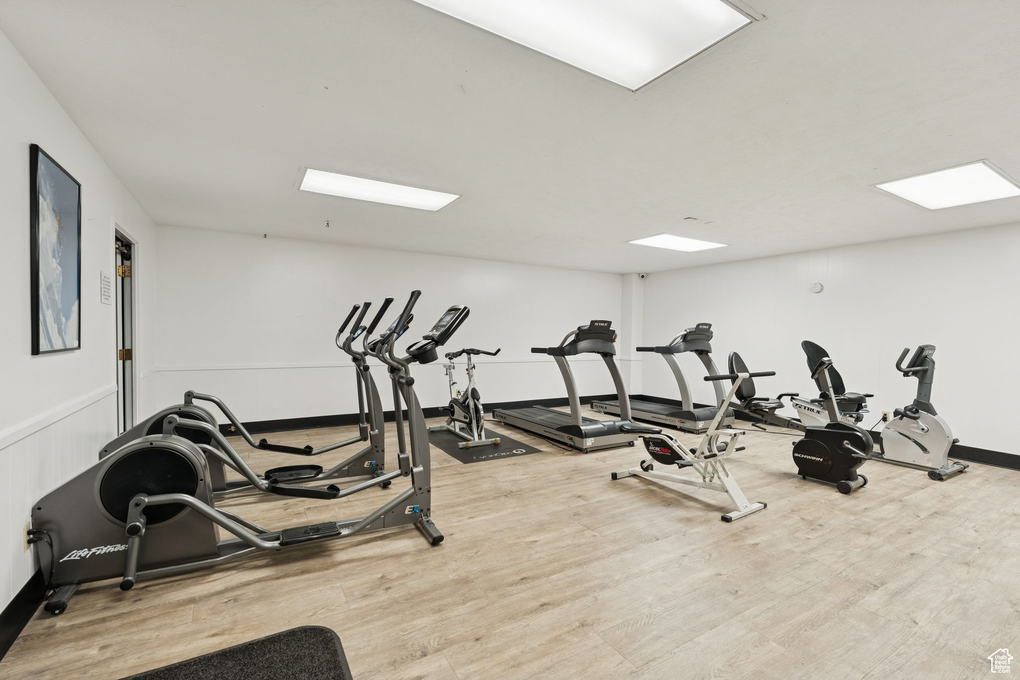 ZION SUMMIT - Residential