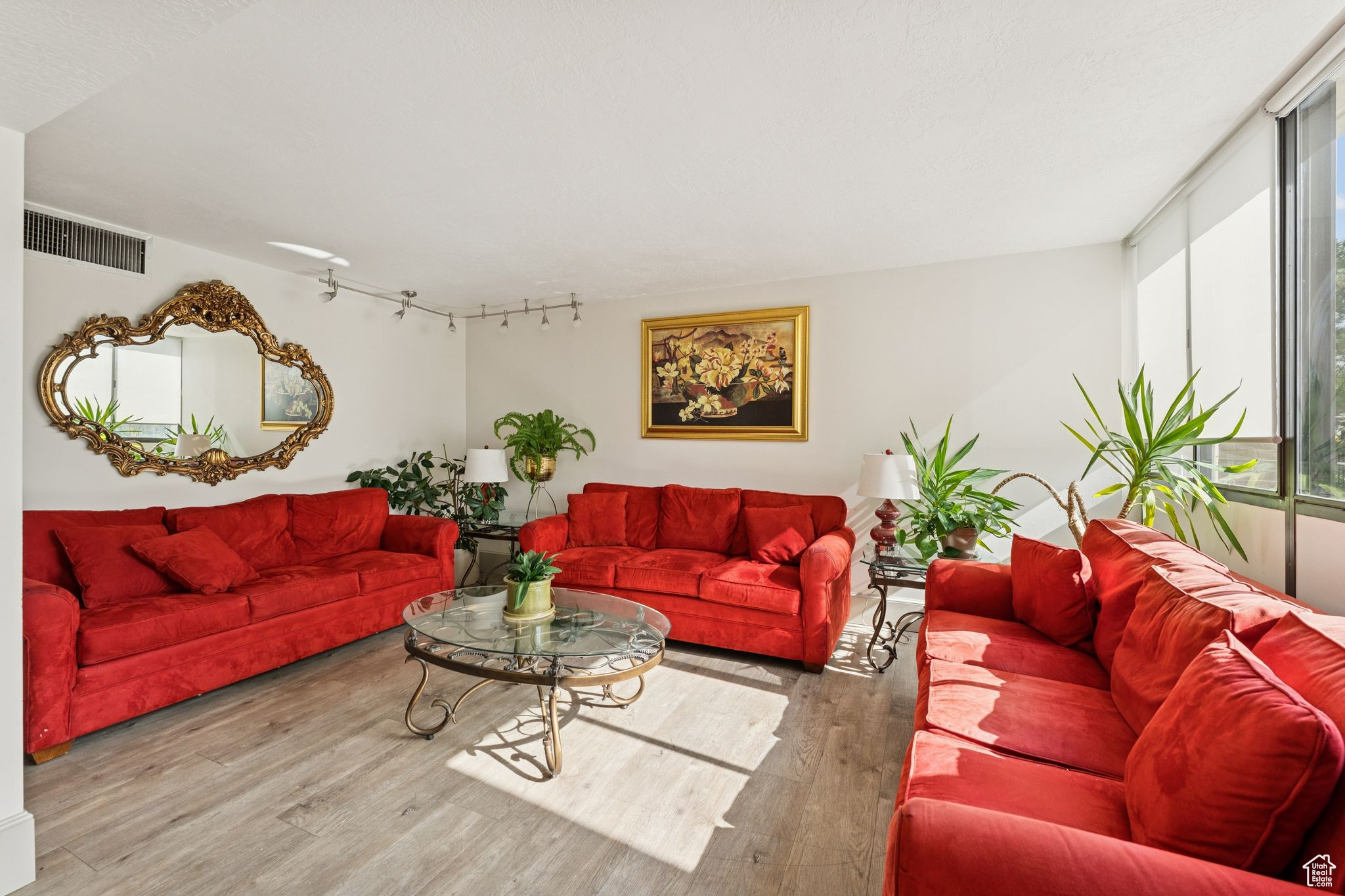 ZION SUMMIT - Residential