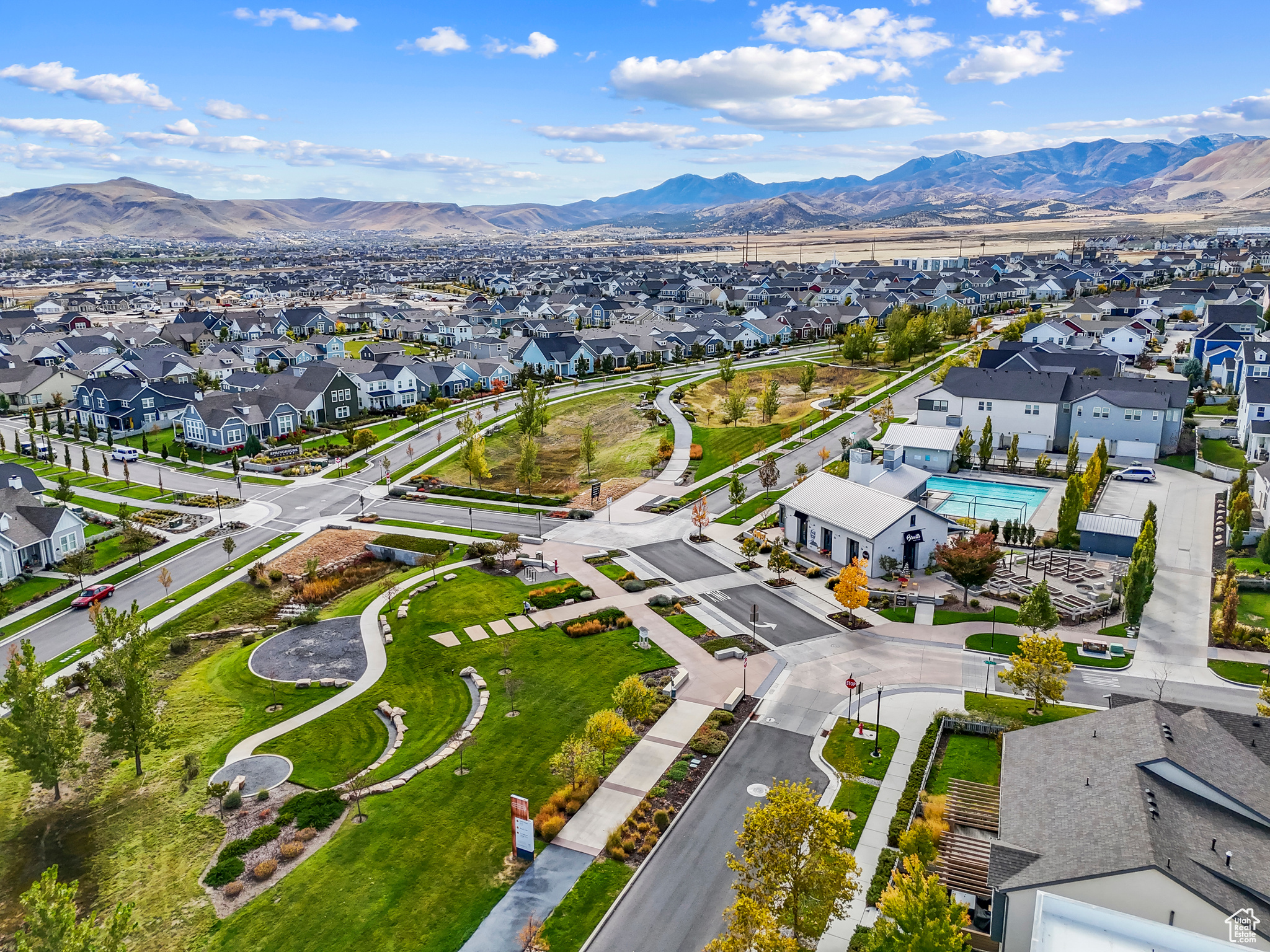 DAYBREAK - Residential