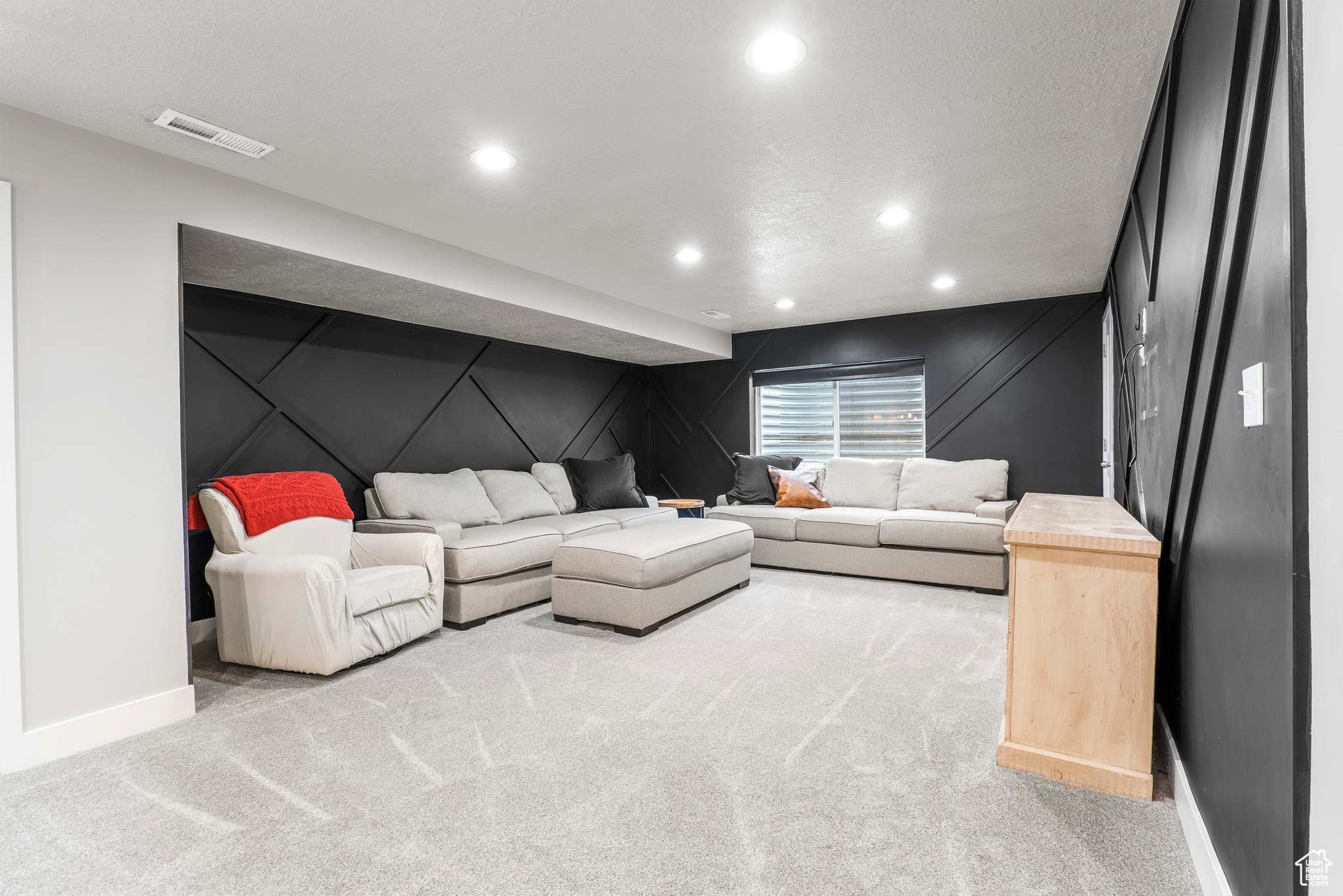 DAYBREAK - Residential