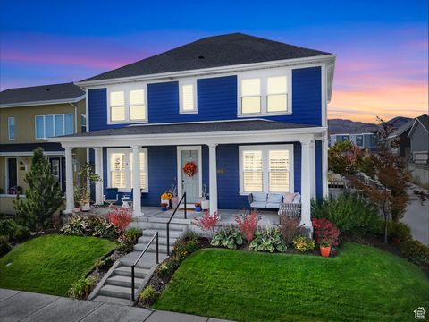 Photo of 11656 S MORING POINT WAY #572, South Jordan, UT 84009 (MLS # 2117892)