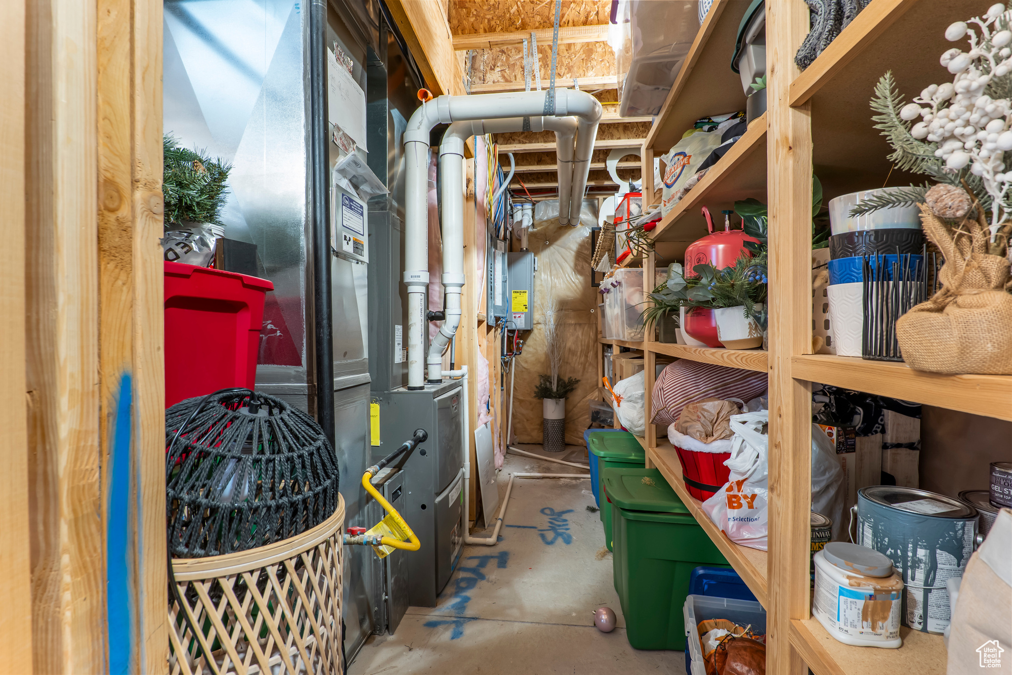 DAYBREAK - Residential