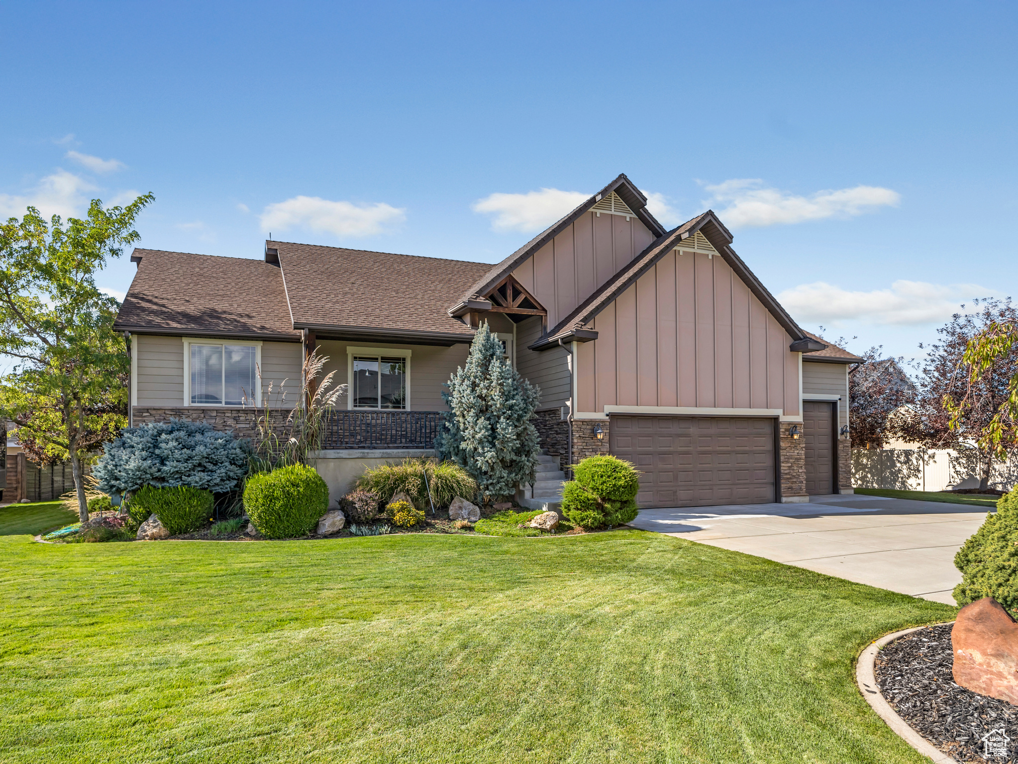 FREMONT ESTATES - Residential