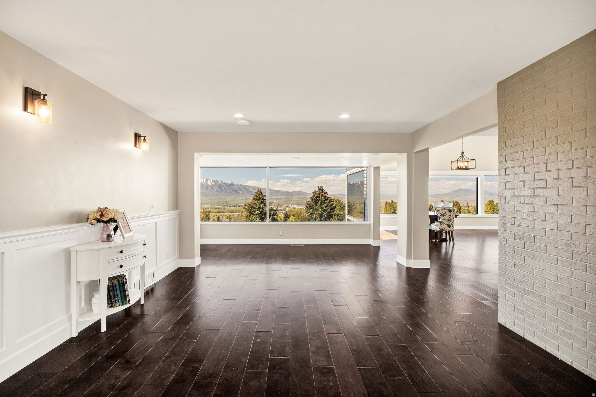 GRAND VIEW HILLS SUB - Residential