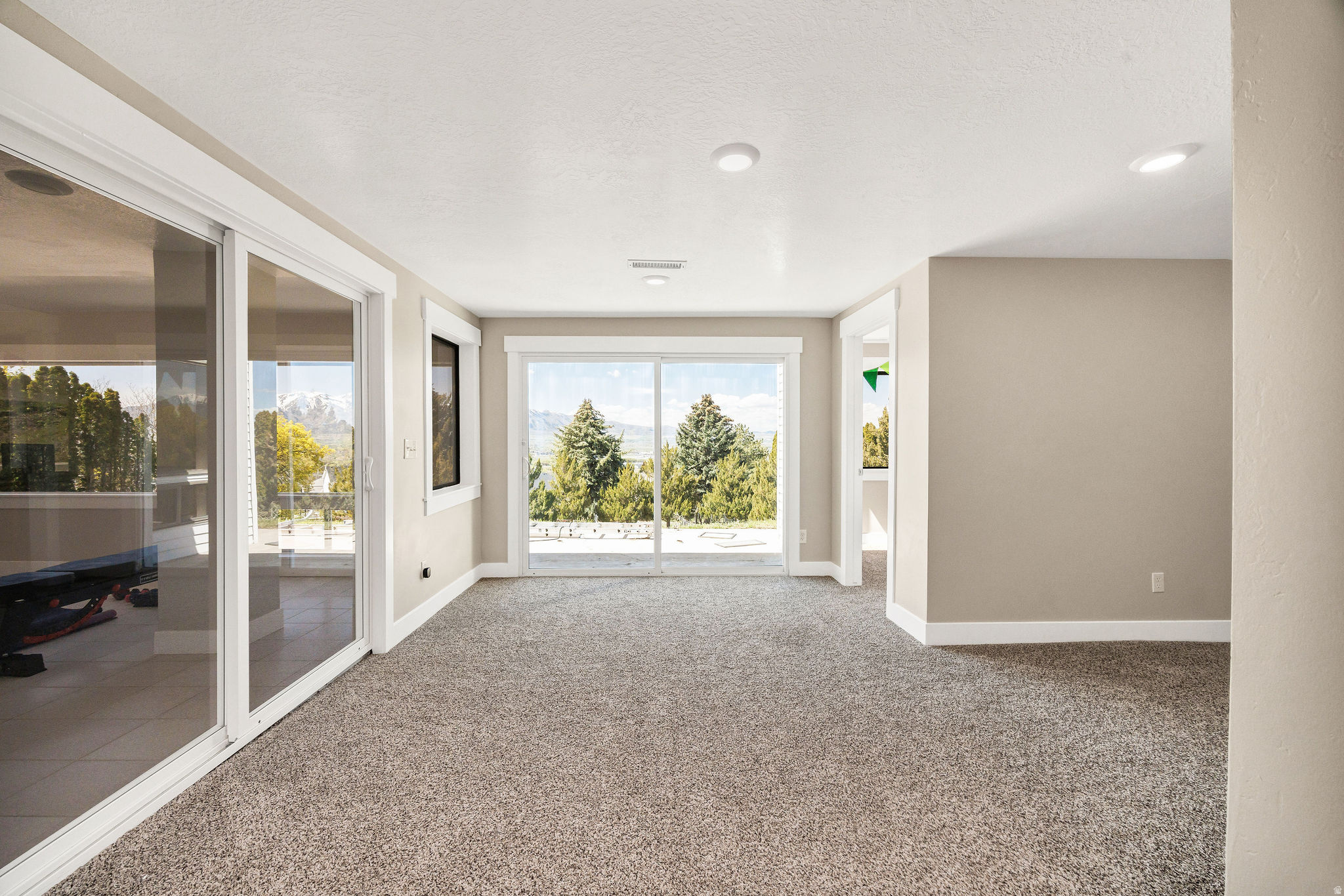 GRAND VIEW HILLS SUB - Residential