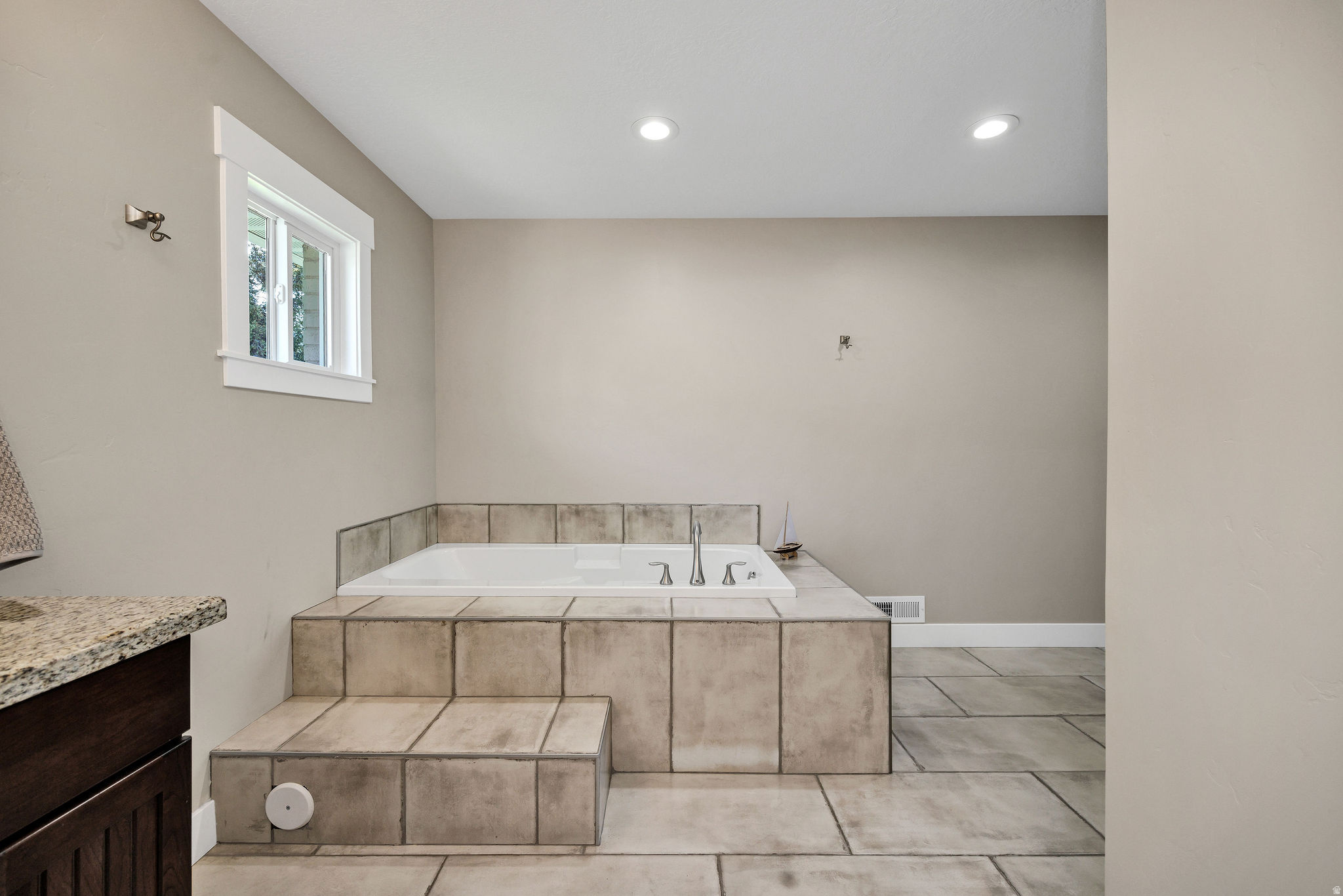 GRAND VIEW HILLS SUB - Residential