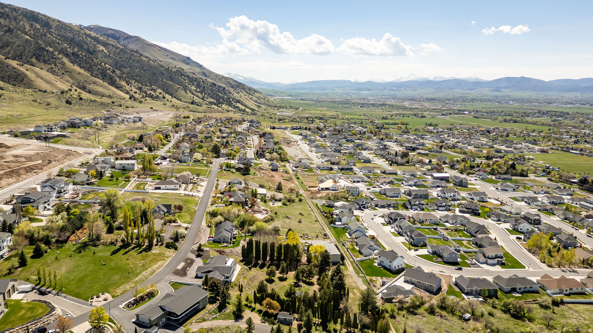 GRAND VIEW HILLS SUB - Residential