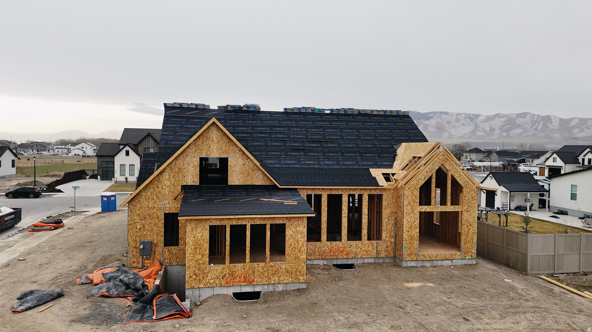 SOUTH CREEK - Residential