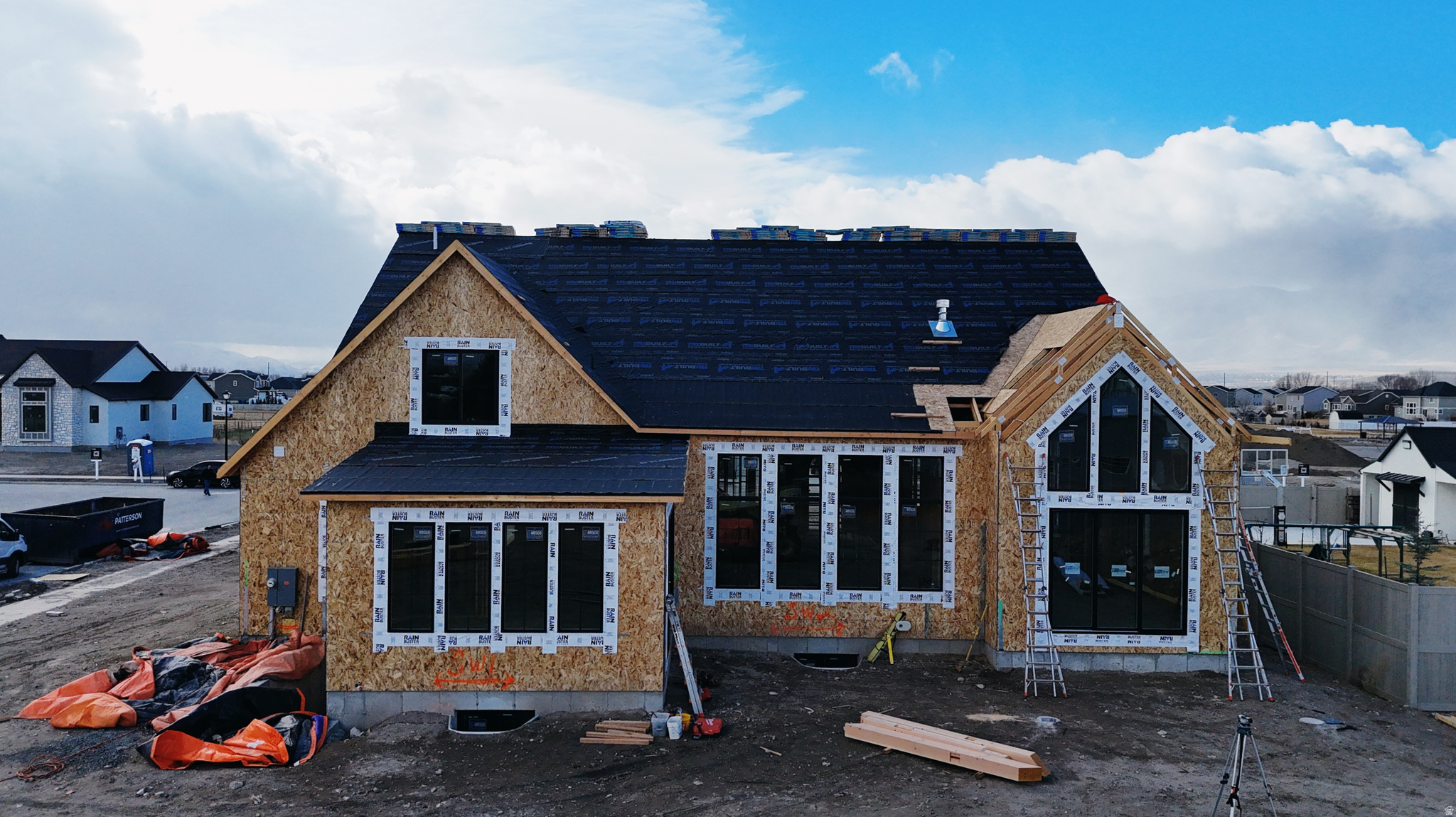 SOUTH CREEK - Residential