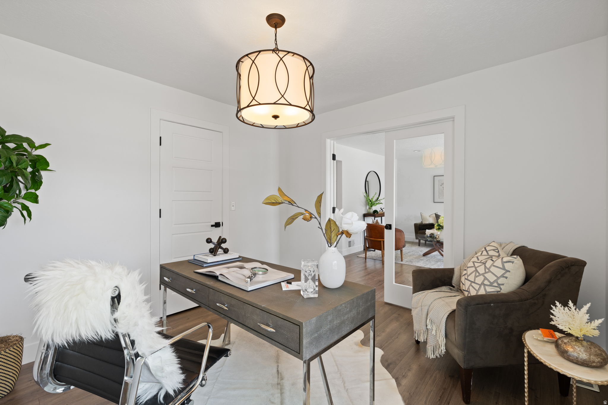 MEADOW BROOK - Residential