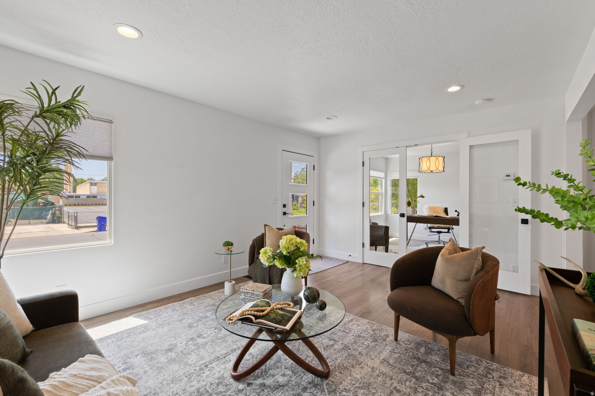 MEADOW BROOK - Residential