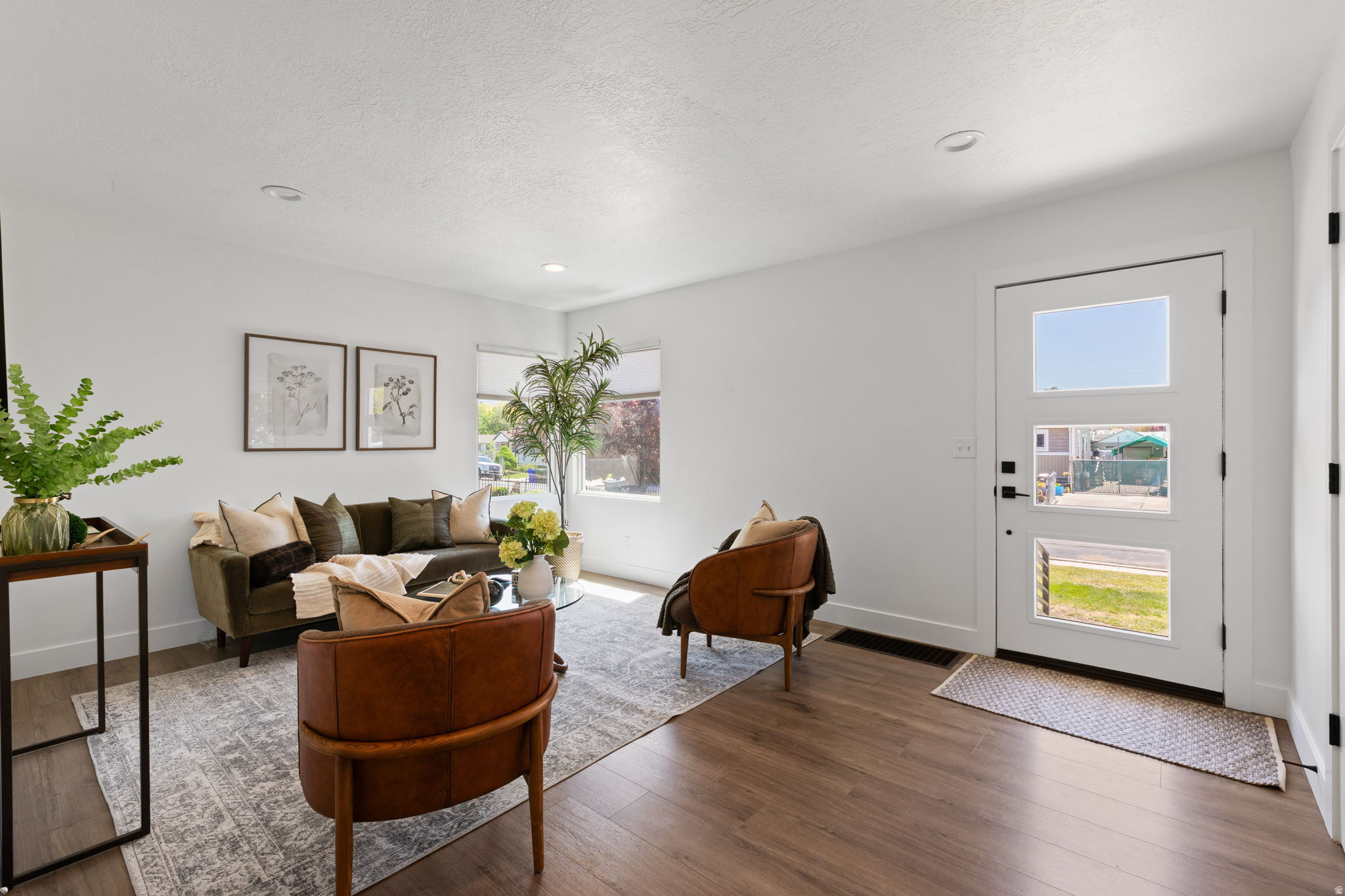 MEADOW BROOK - Residential