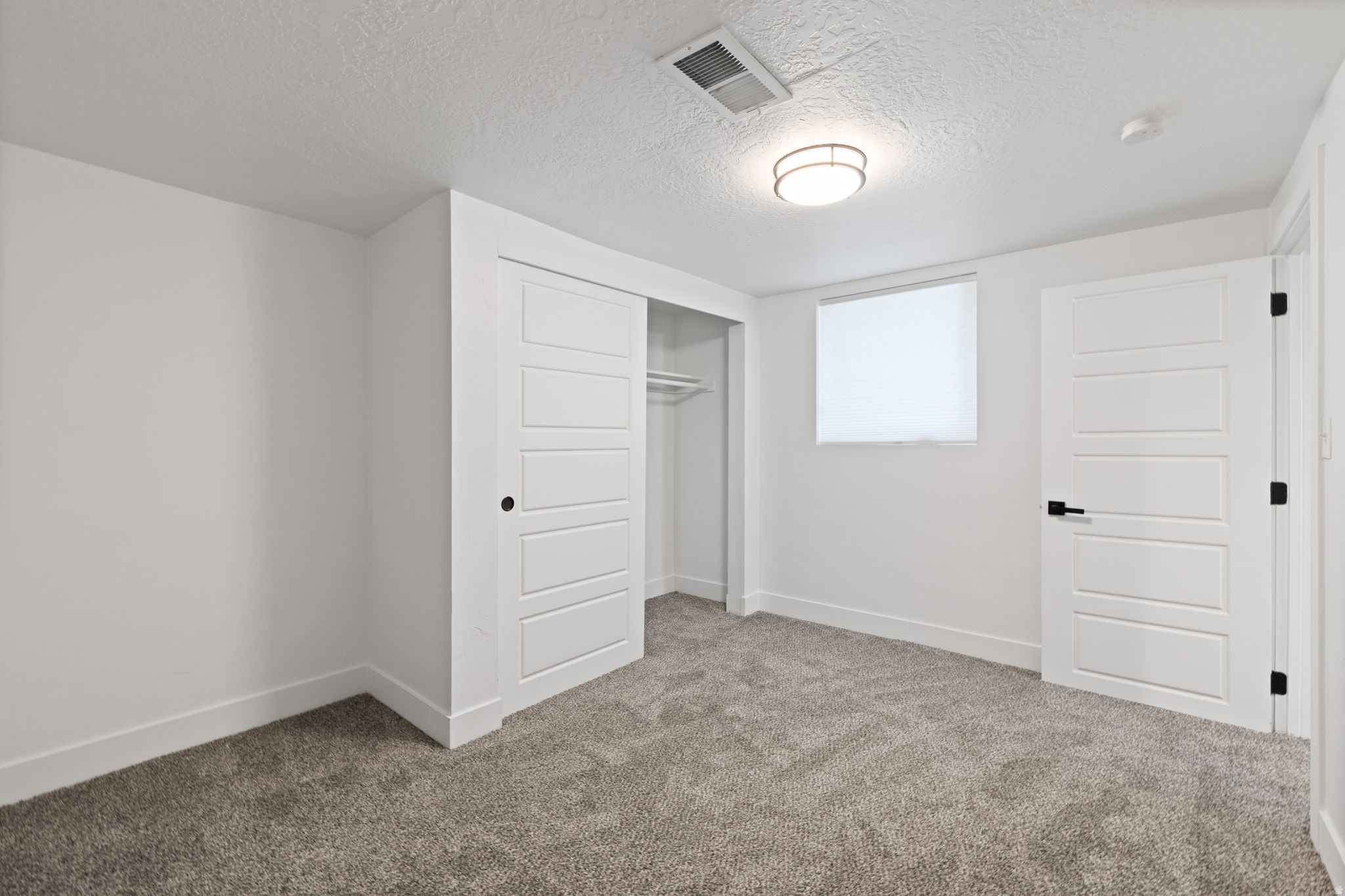 MEADOW BROOK - Residential