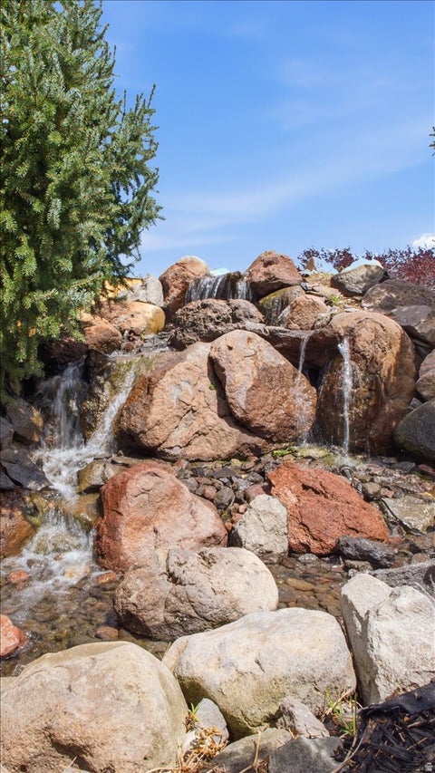 Tiny photo for 2313 E ROCKVIEW DR S, Sandy, UT 84092 (MLS # 2182067)