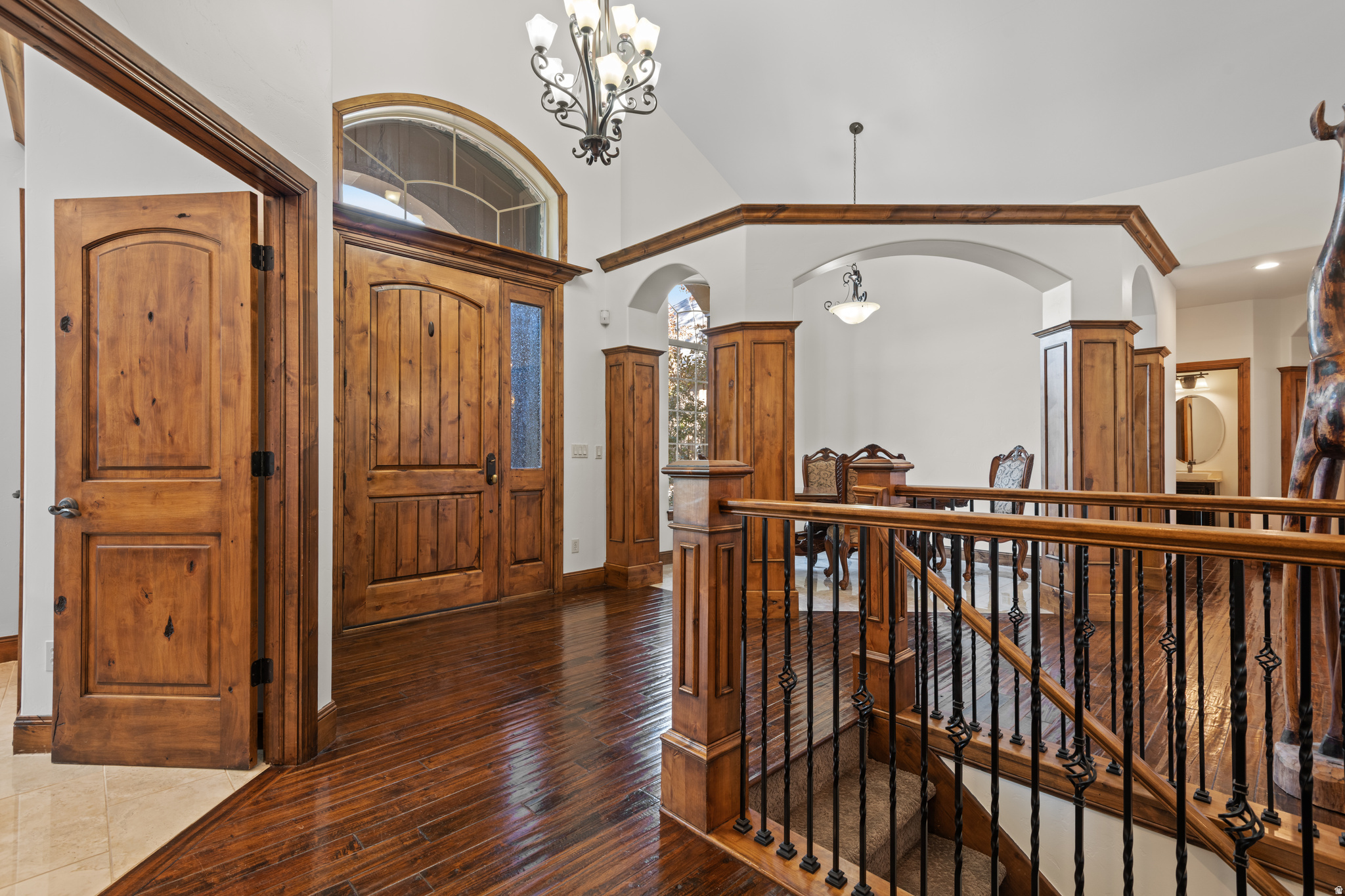 CRESCENT HOLLOW - Residential