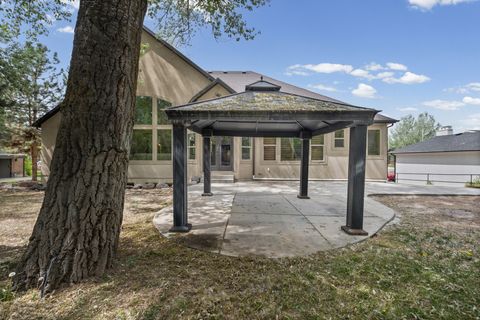 Tiny photo for 10637 S CRESCENT BEND DR, Sandy, UT 84070 (MLS # 2152816)