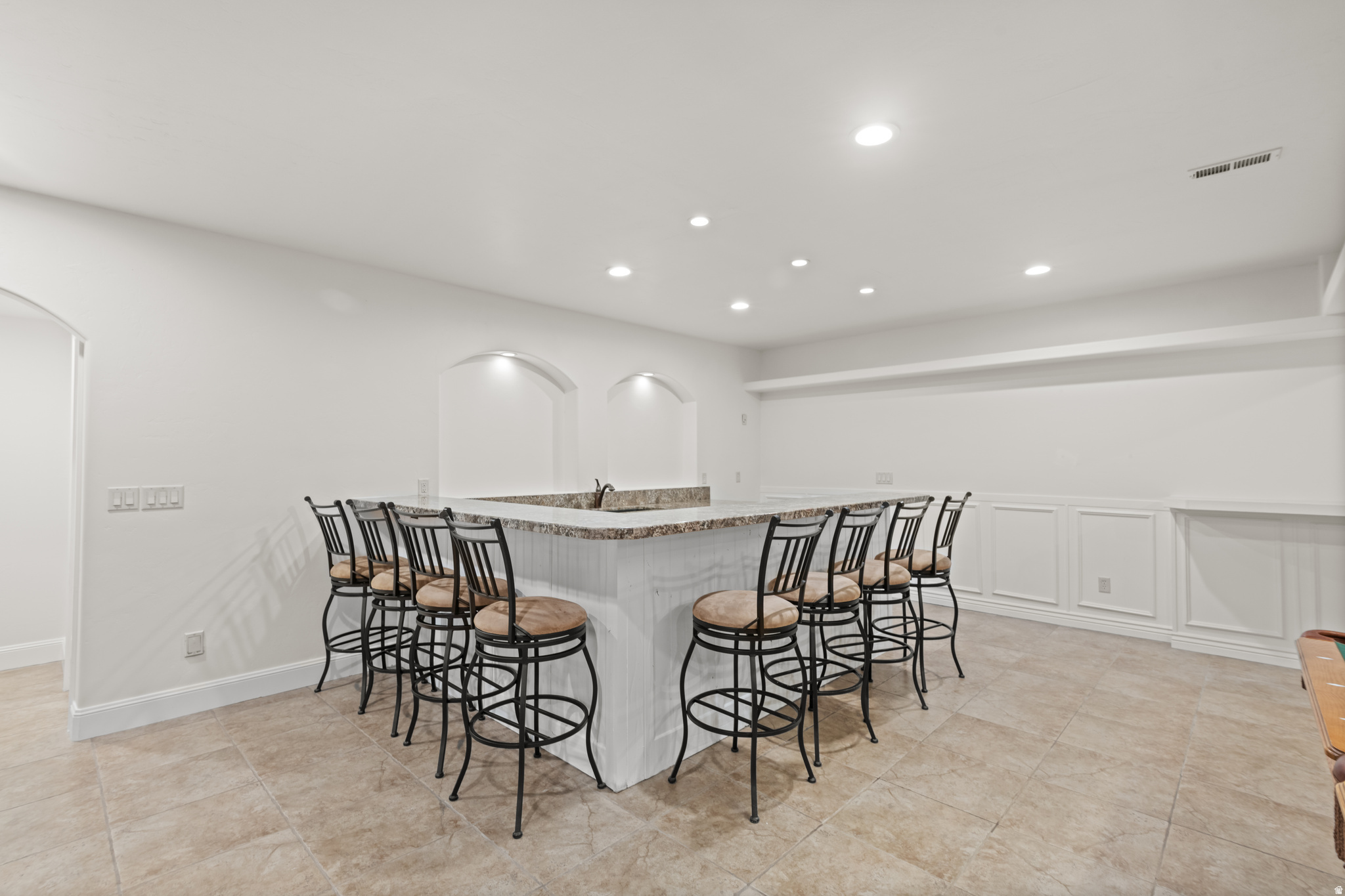 CRESCENT HOLLOW - Residential