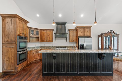 Tiny photo for 10637 S CRESCENT BEND DR, Sandy, UT 84070 (MLS # 2152816)