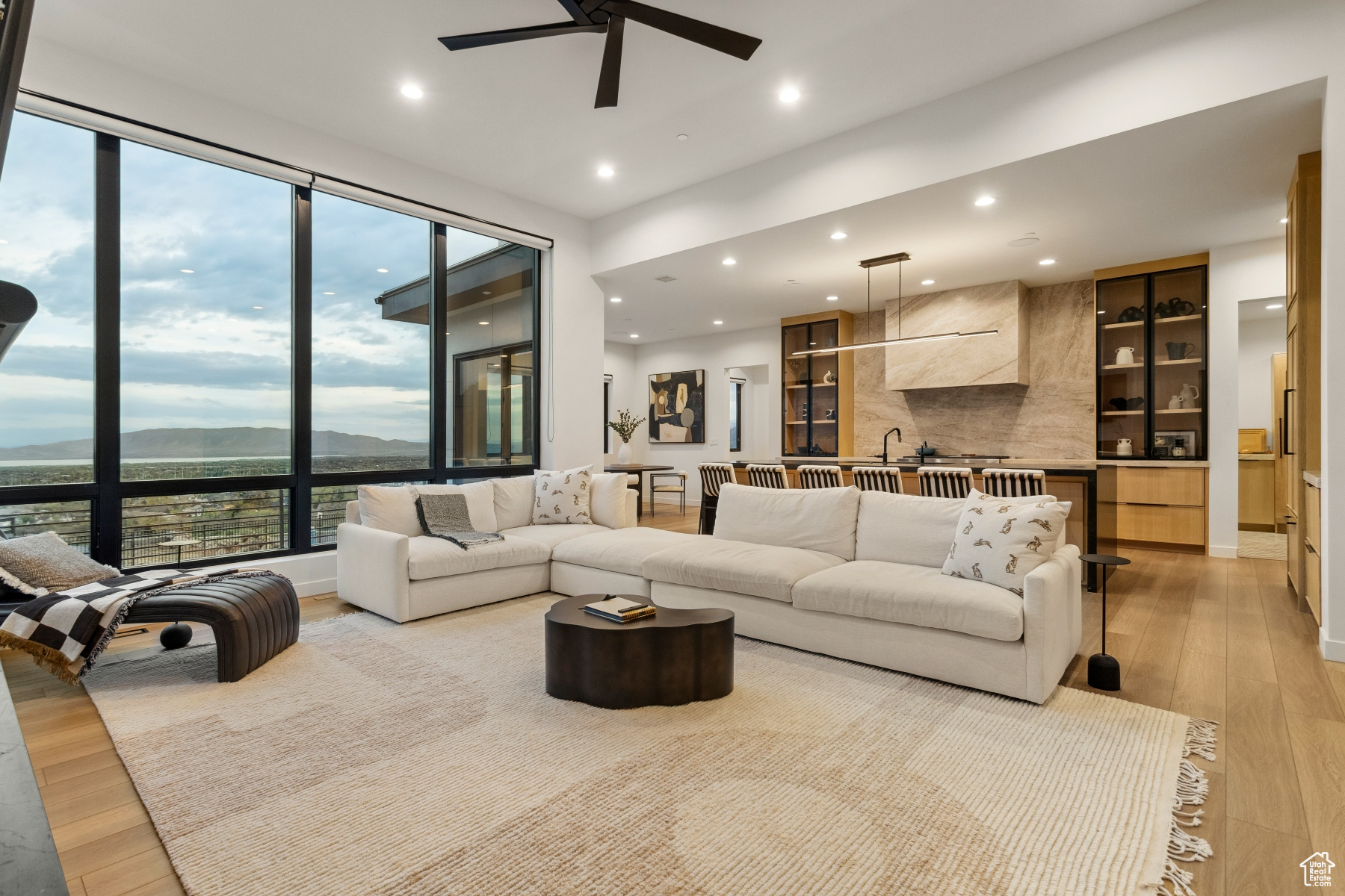 LAMBERT PARK ESTATES - Residential