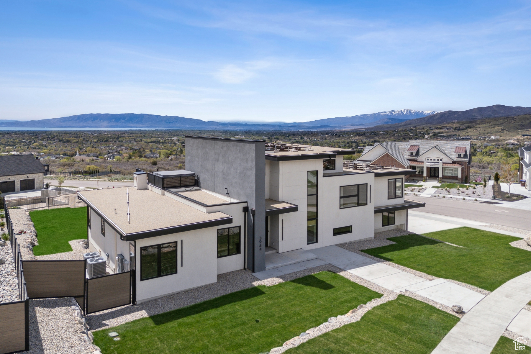 LAMBERT PARK ESTATES - Residential