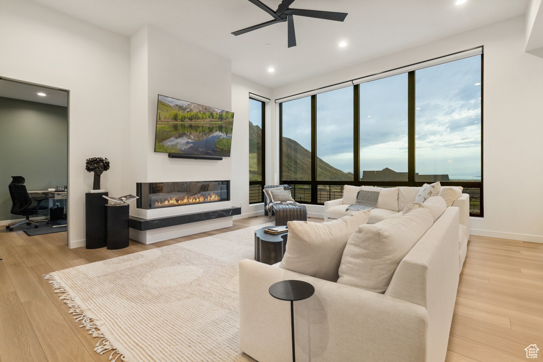 LAMBERT PARK ESTATES - Residential