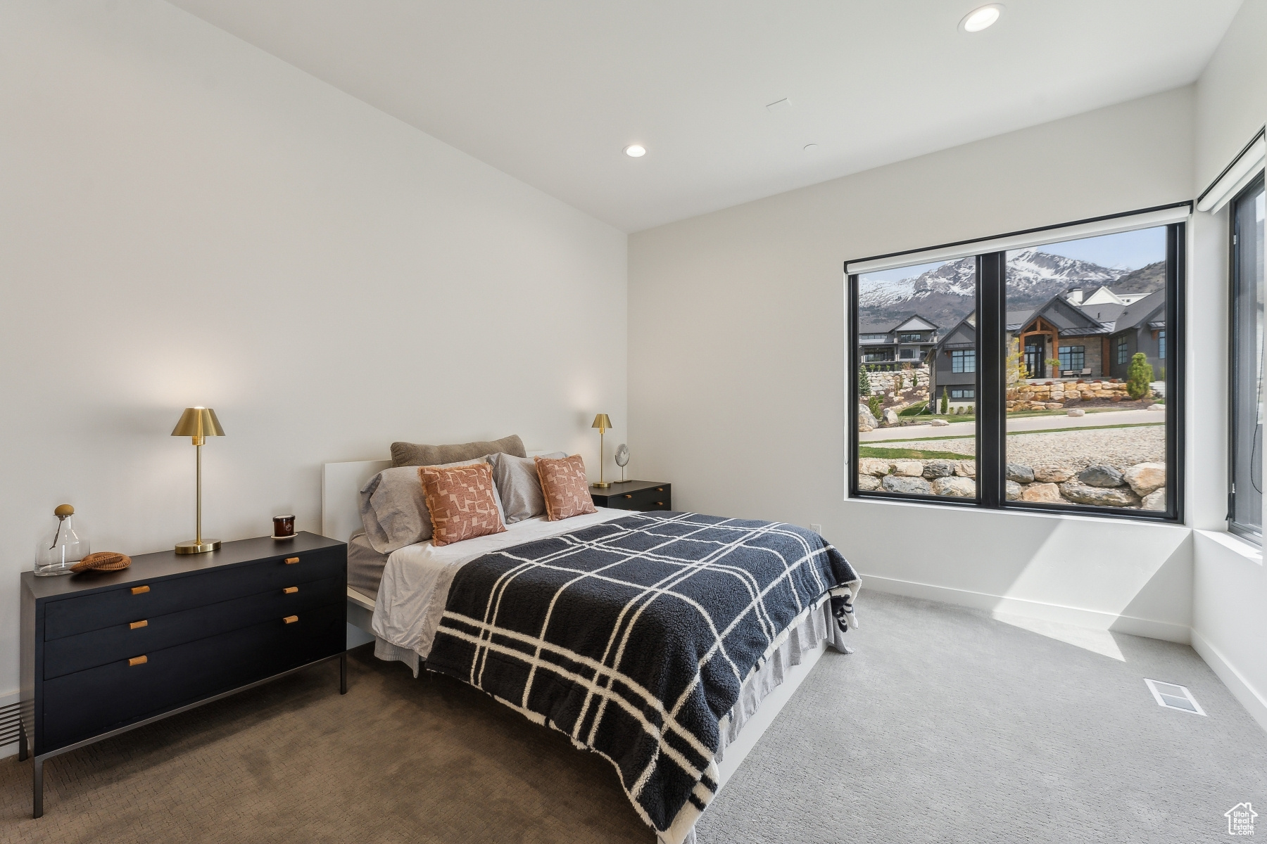 LAMBERT PARK ESTATES - Residential