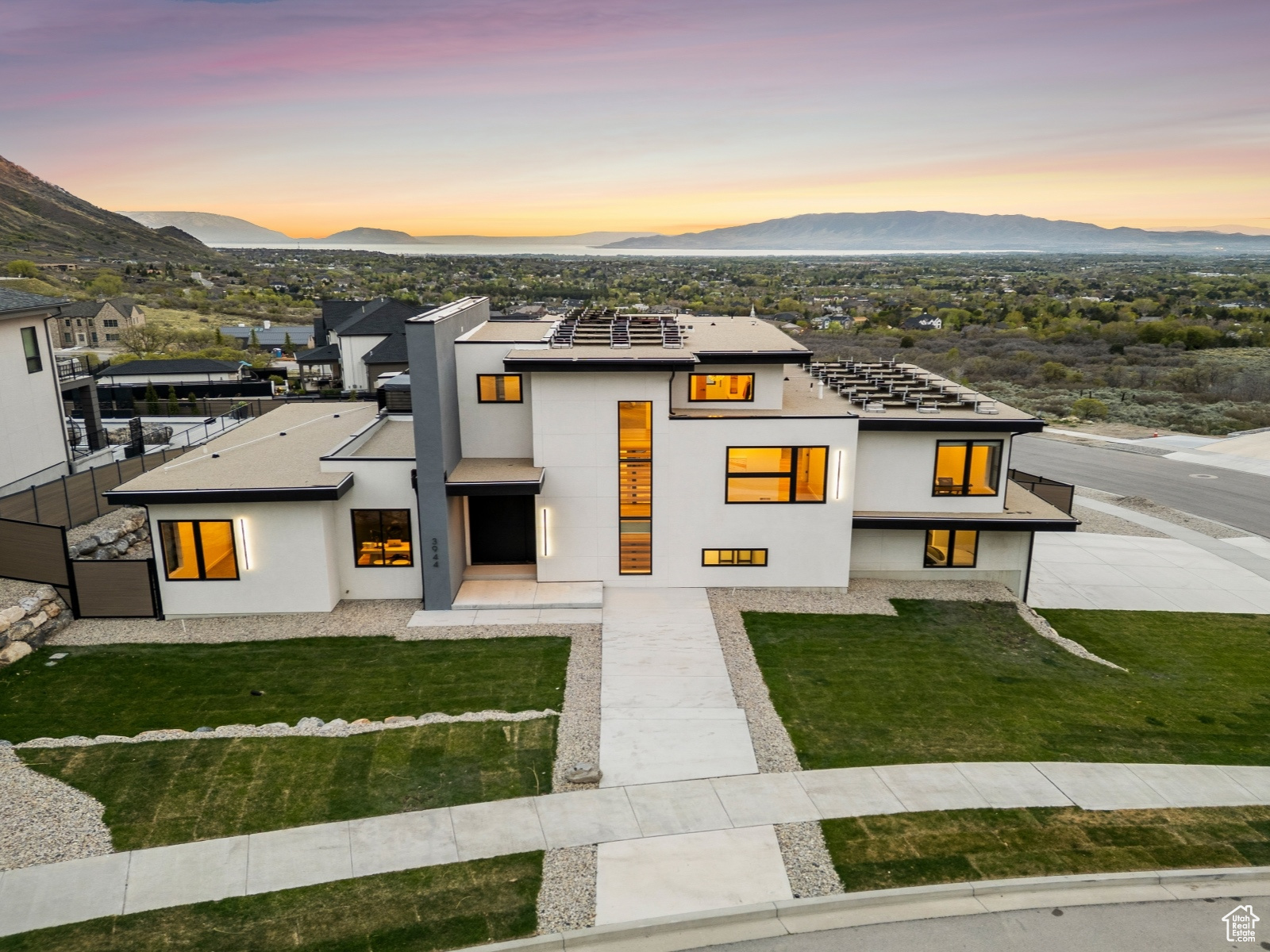 LAMBERT PARK ESTATES - Residential