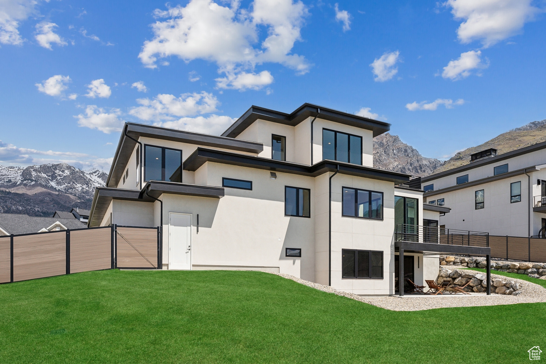 LAMBERT PARK ESTATES - Residential