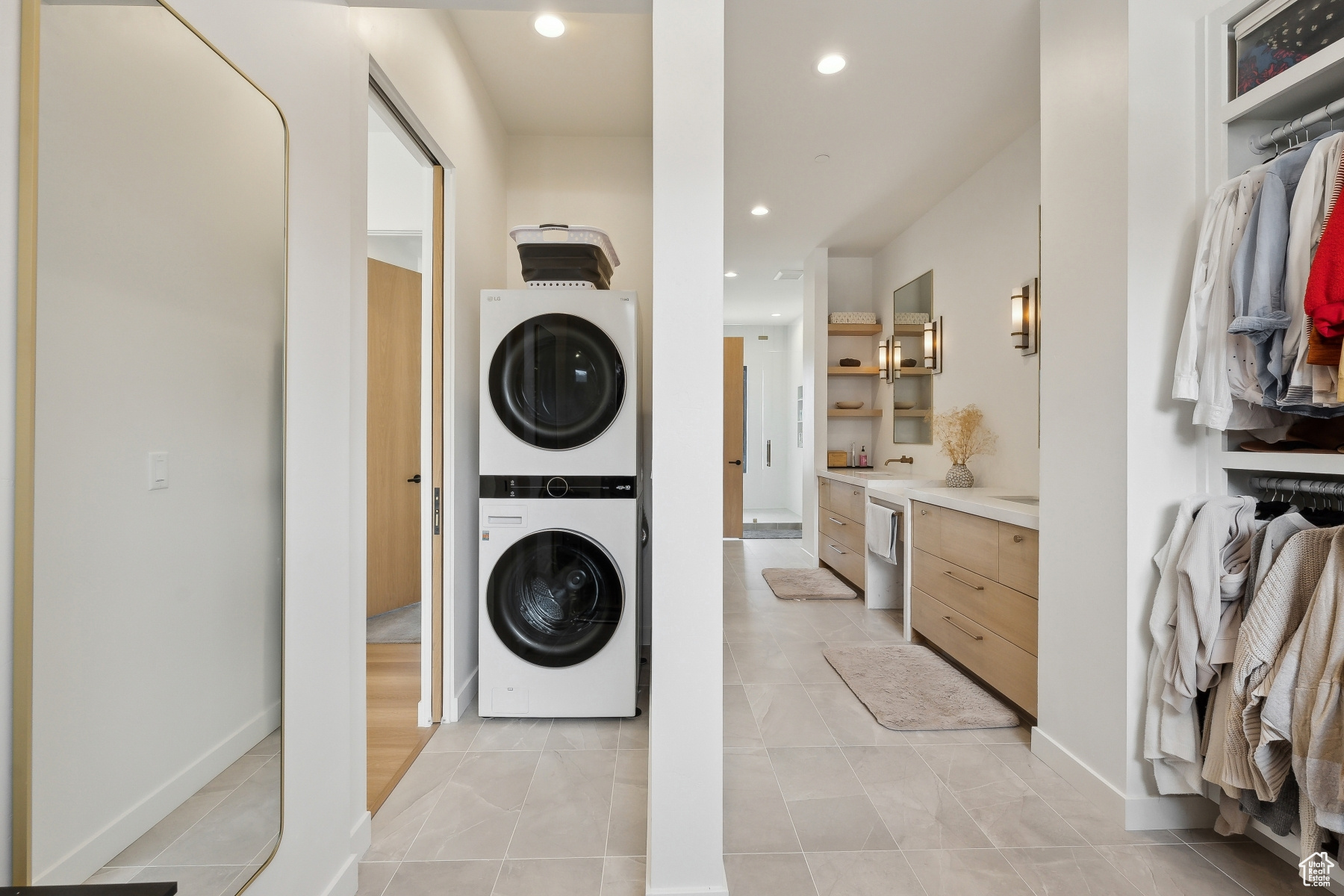 LAMBERT PARK ESTATES - Residential