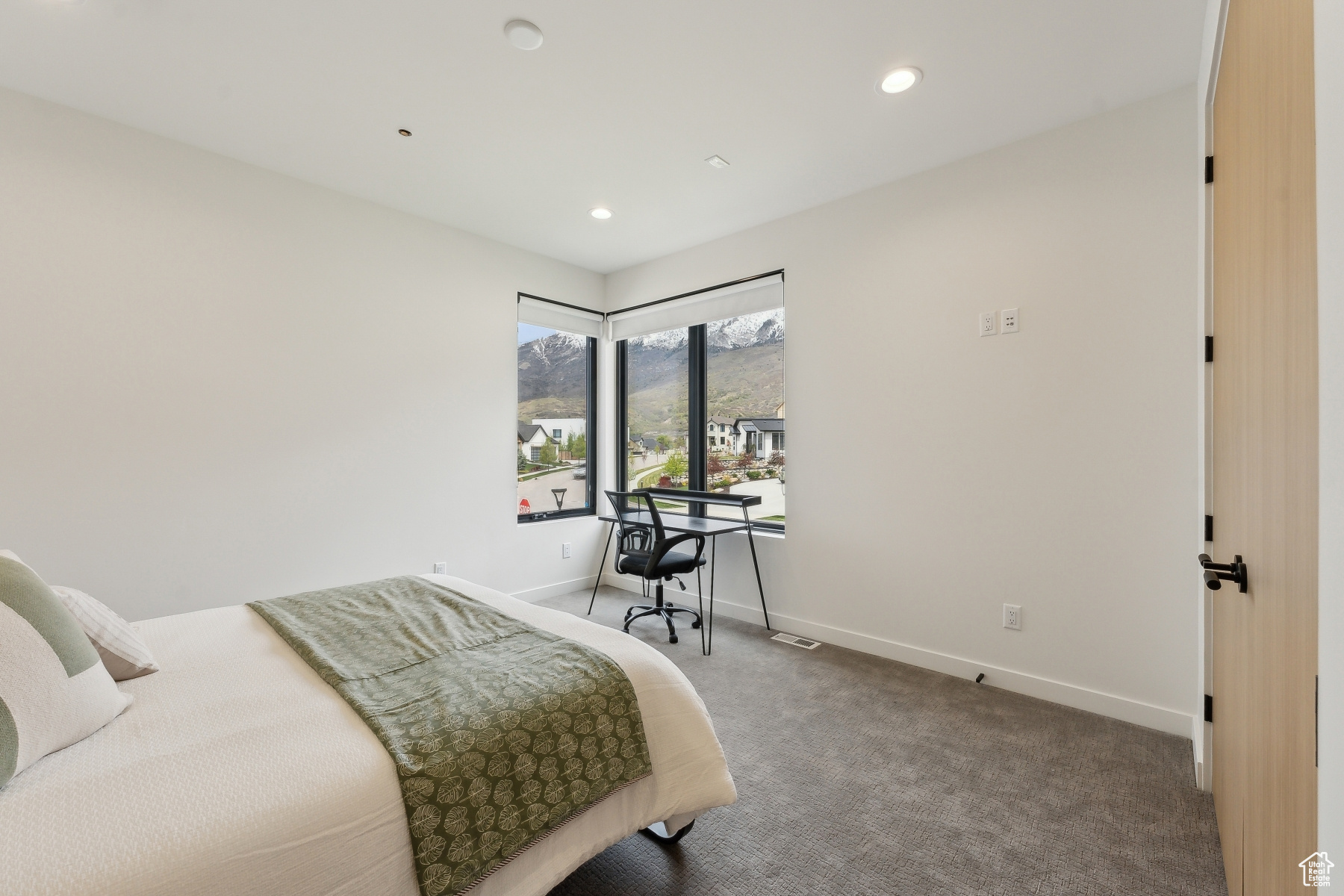 LAMBERT PARK ESTATES - Residential