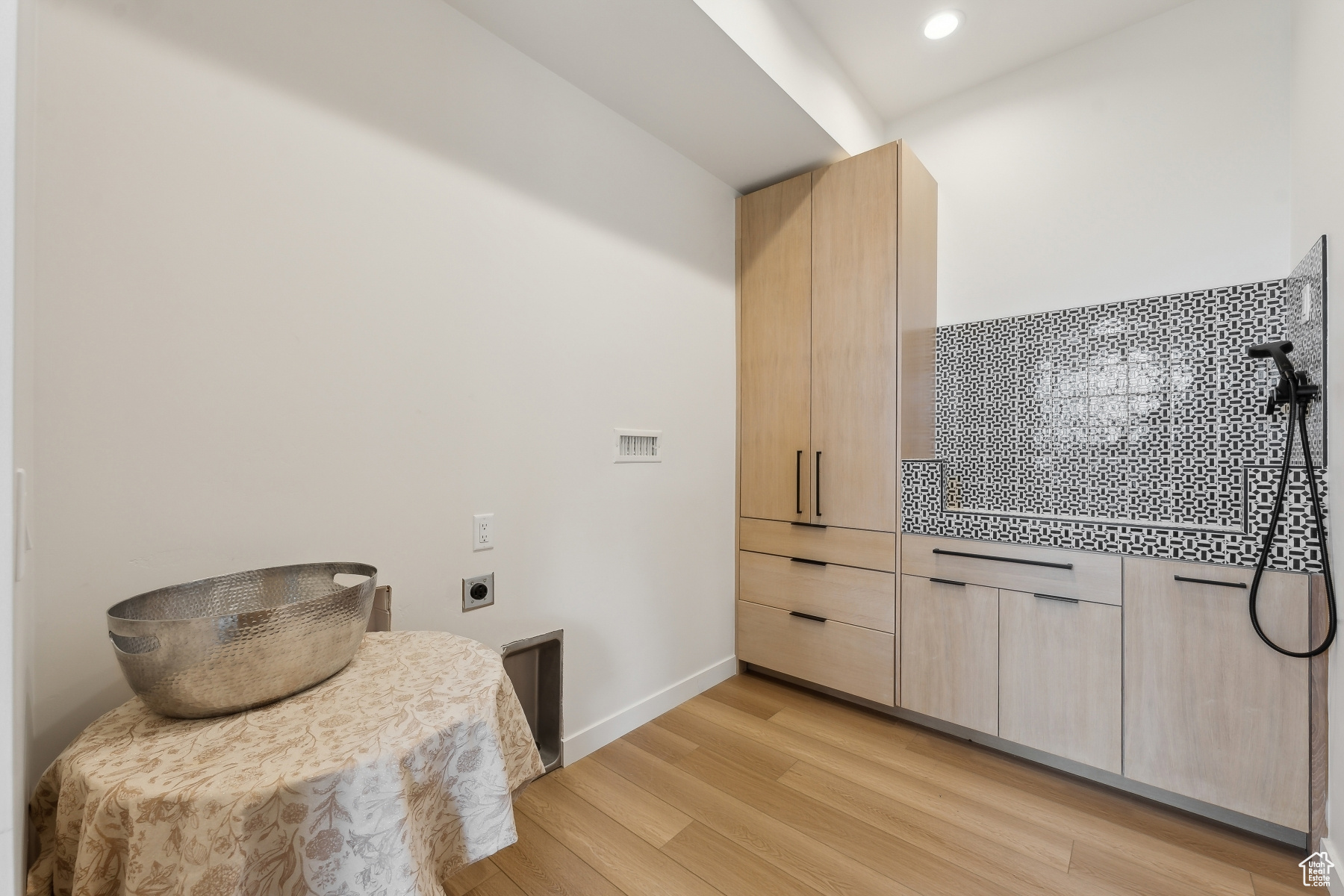 LAMBERT PARK ESTATES - Residential