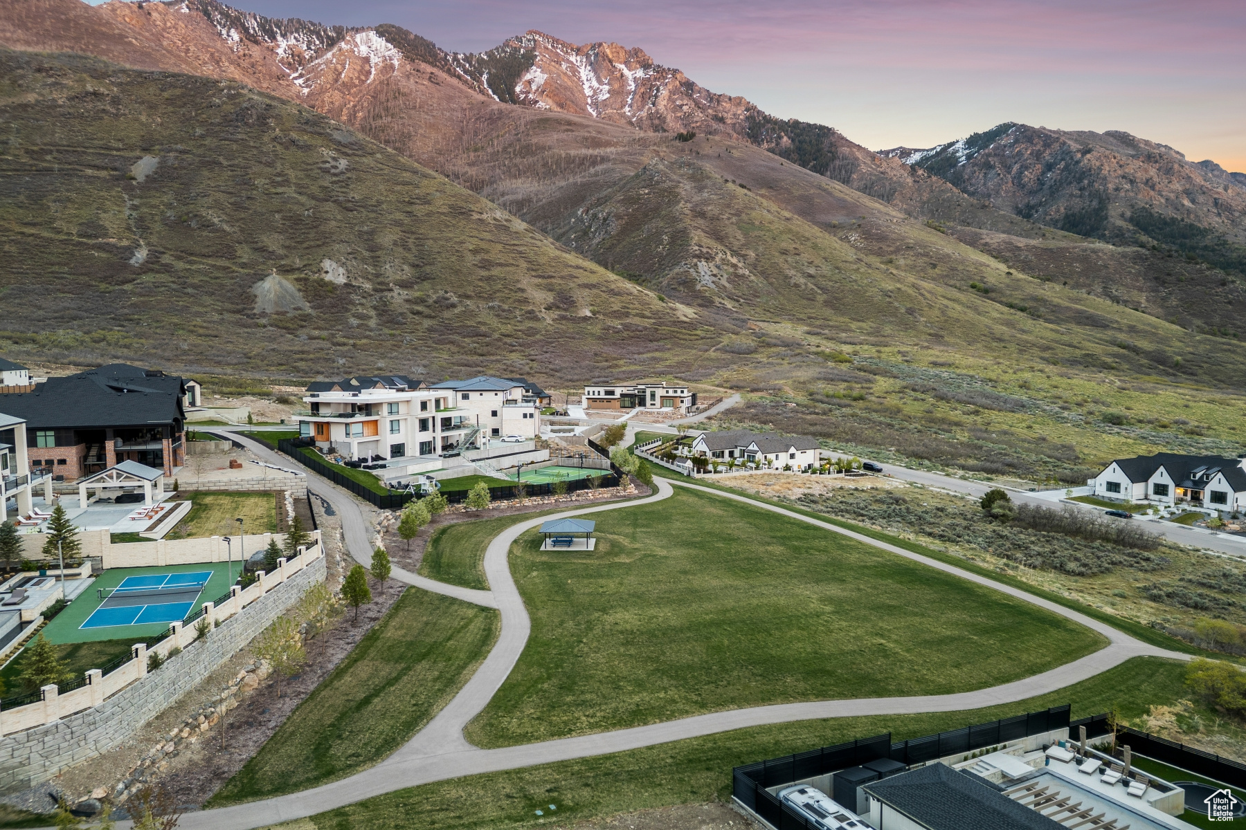 LAMBERT PARK ESTATES - Residential