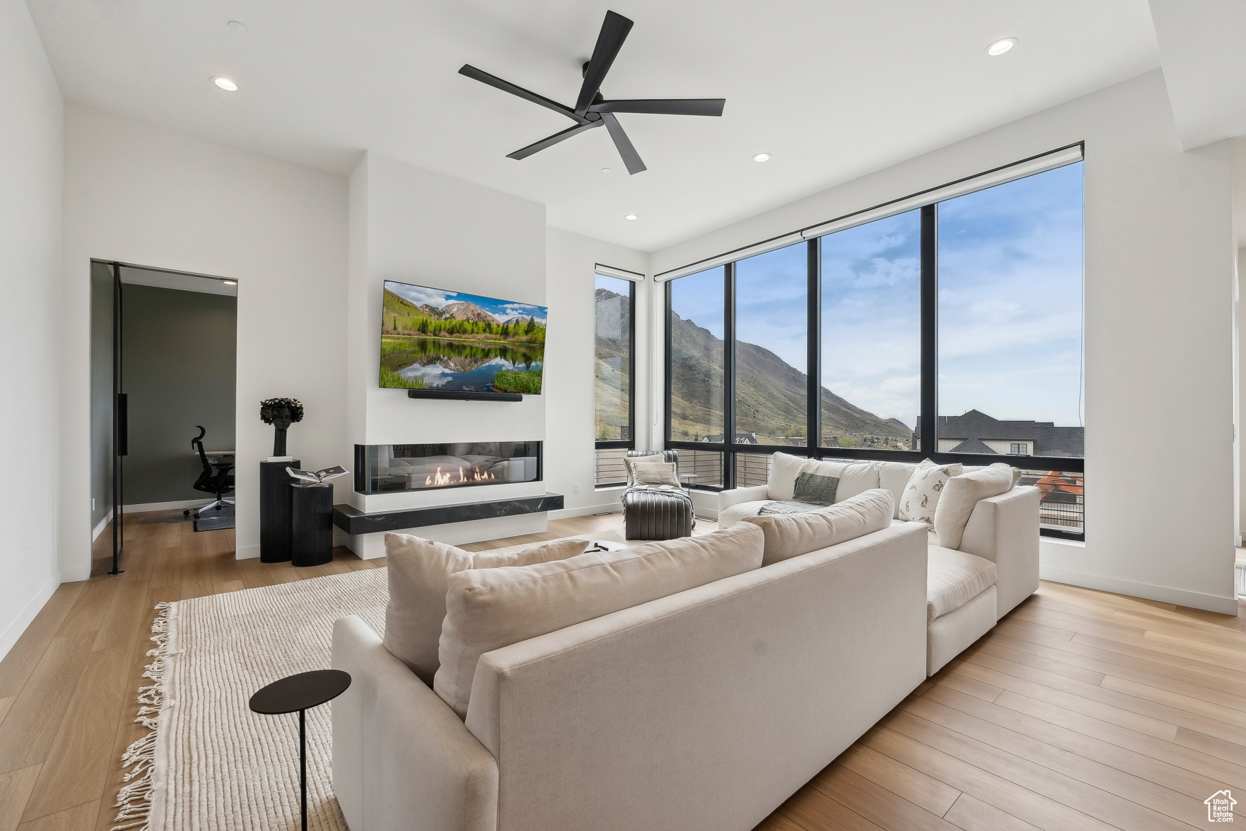 LAMBERT PARK ESTATES - Residential