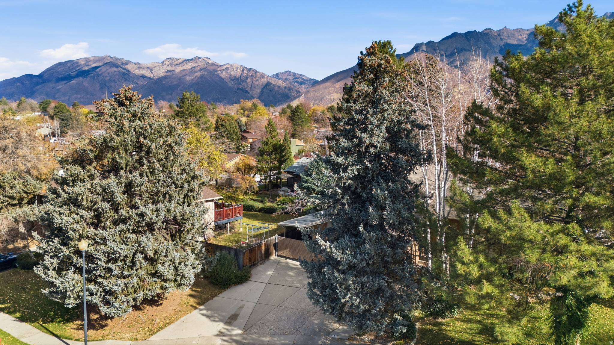 MEADOWS - Residential