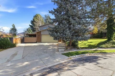 Tiny photo for 9171 S STRASBOURG CIR E, Sandy, UT 84093 (MLS # 2123075)