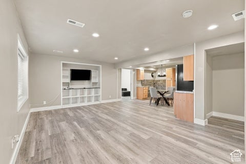 Tiny photo for 3887 GRAYMALKIN CIR, South Jordan, UT 84095 (MLS # 2193787)