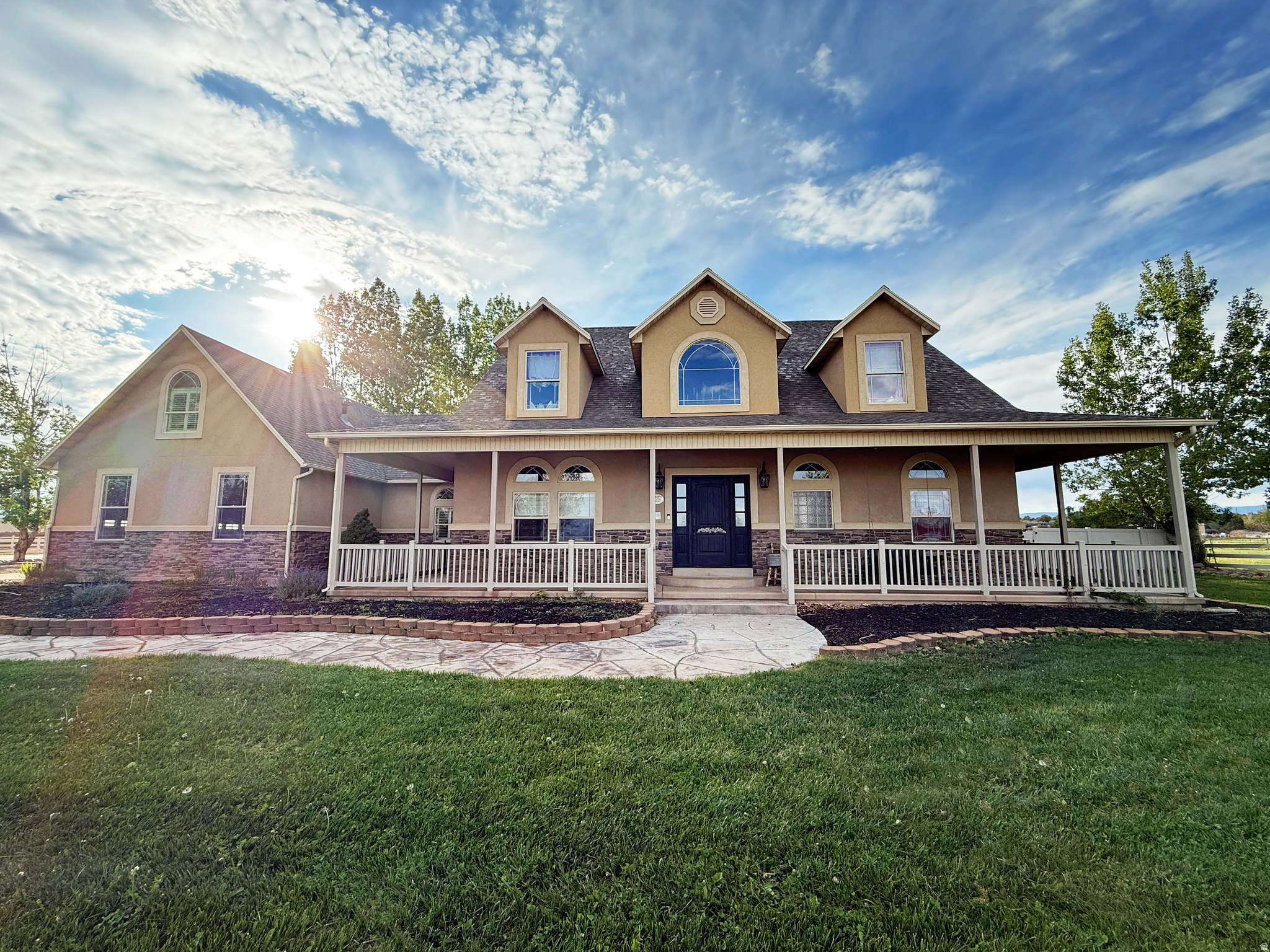 CAROLINE - Residential