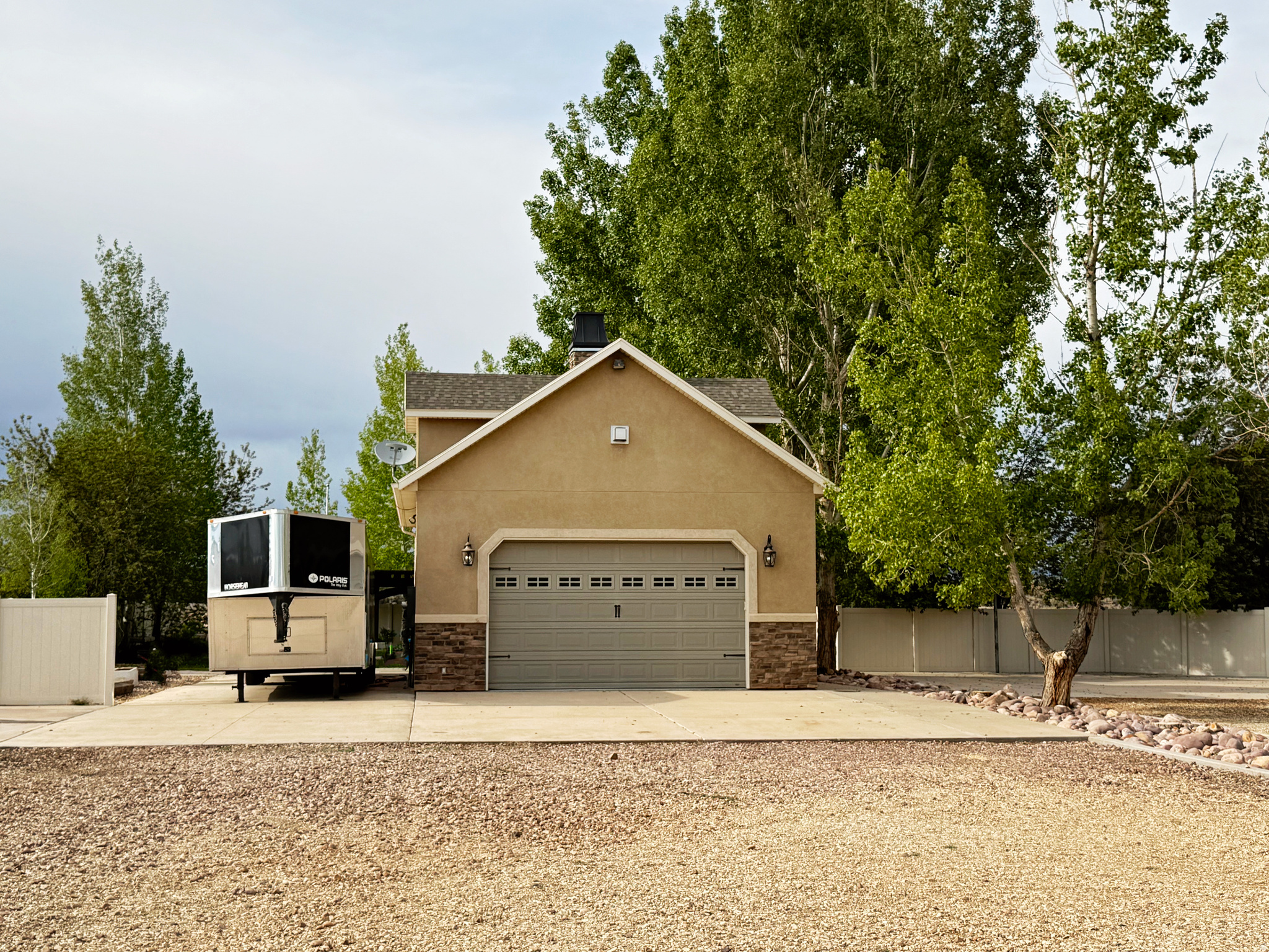 CAROLINE - Residential