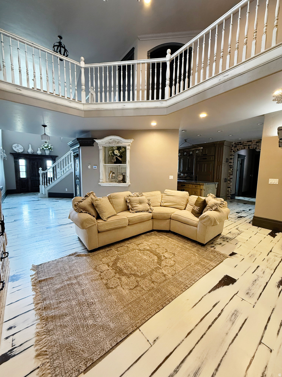 CAROLINE - Residential