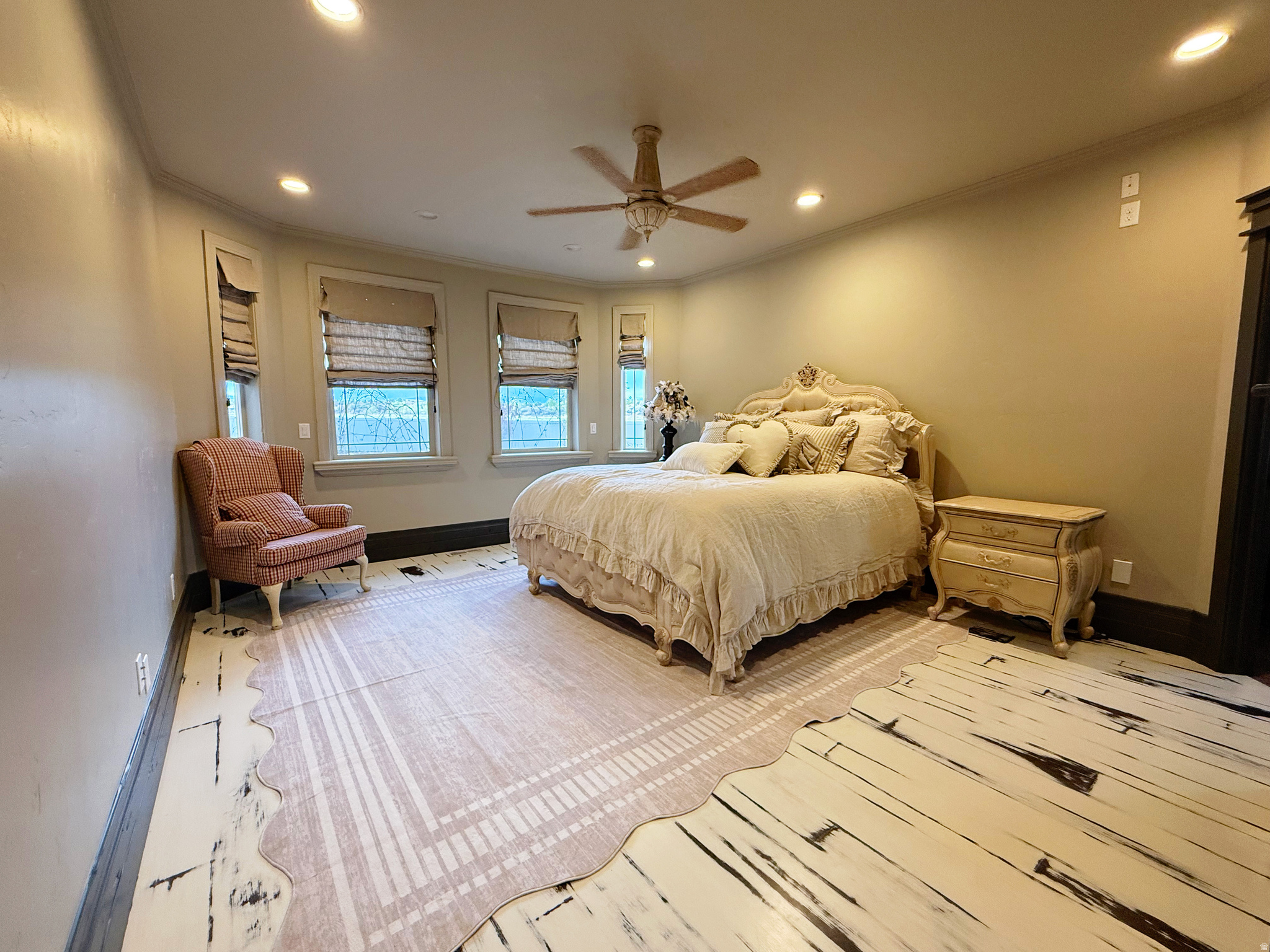 CAROLINE - Residential