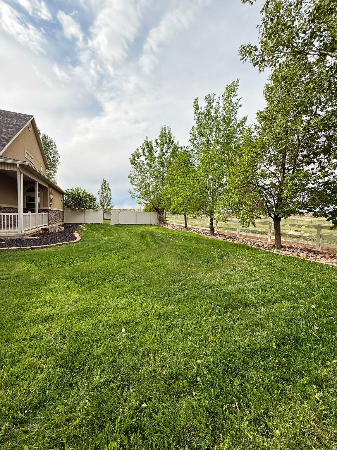 CAROLINE - Residential