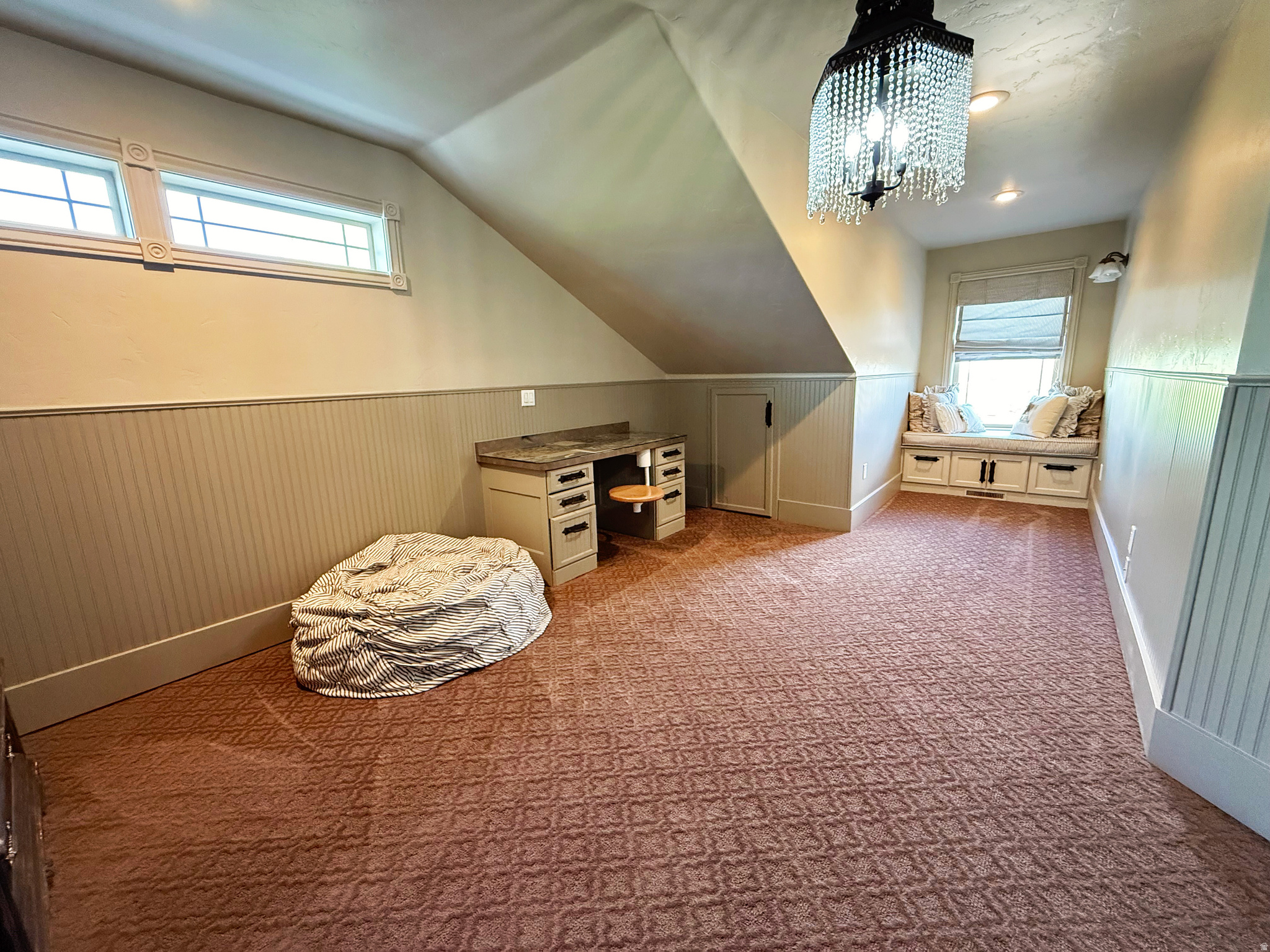 CAROLINE - Residential