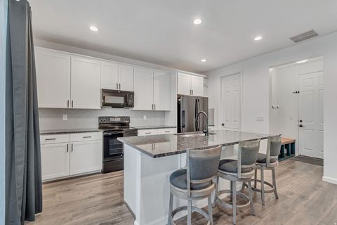 Tiny photo for 208 W WILLET DR, Salem, UT 84653 (MLS # 2150791)