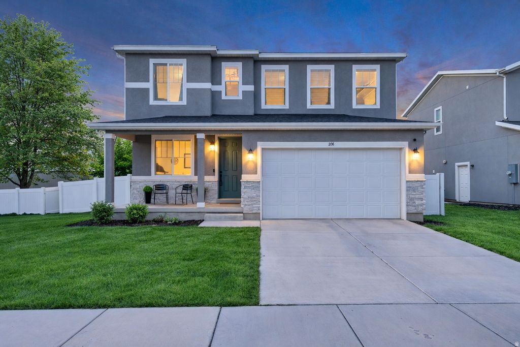 Photo of 208 W WILLET DR, Salem, UT 84653 (MLS # 2150791)